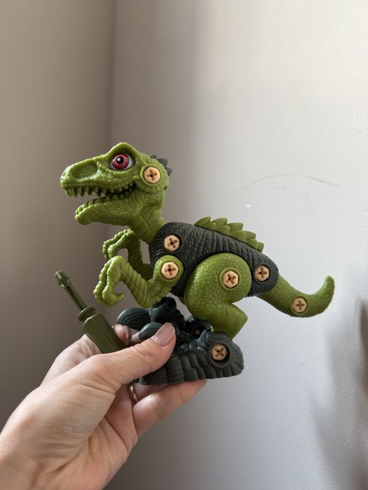Dinozaura ze śrubokrętem