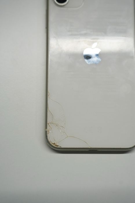 iPhone 11 – 256GB – Ideal para Primeiro Telemóvel