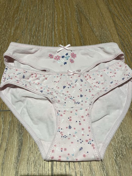 Zestaw komplet majtek 104/110