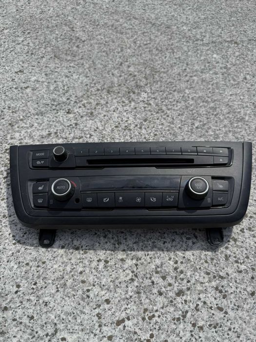 Comando / Radio - BMW 3 - 173.13.810