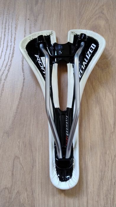 Selim Specialized Romin Comp medida 143 de 2011