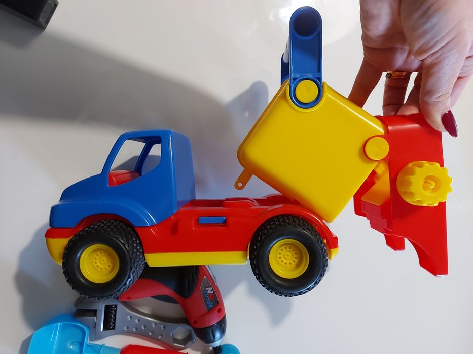 Wader nowa śmieciarka + narzędzia do majsterkowania