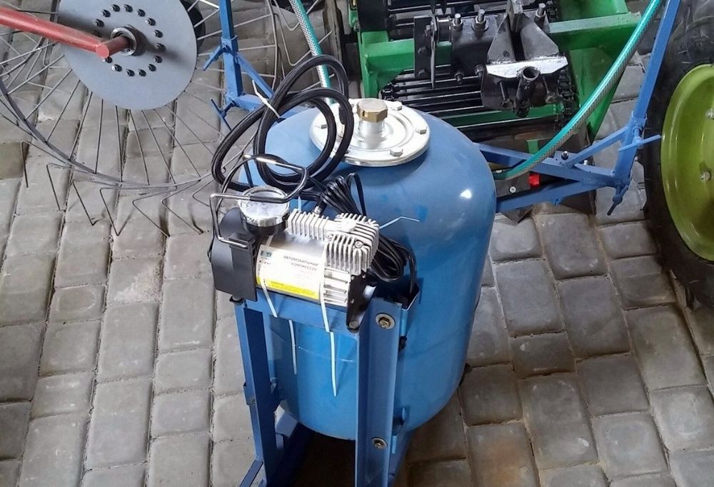 Оприскувач обприскувач на мотоблок трактор на 100 л. Навісний. Компл