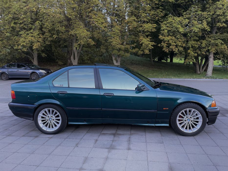 Продам BMW E36 рест