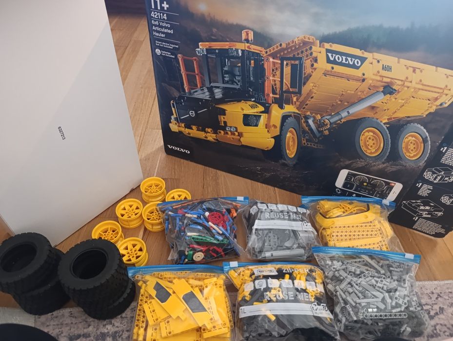 Lego technik Volvo 42114