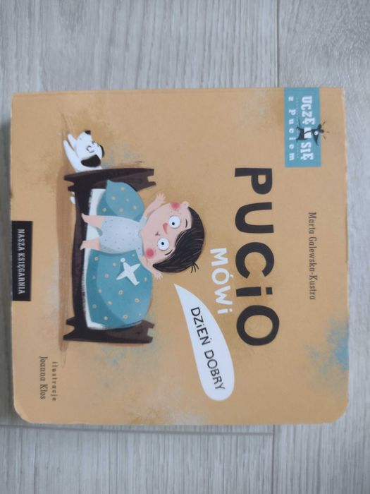 Pucio mówi Dzień dobry