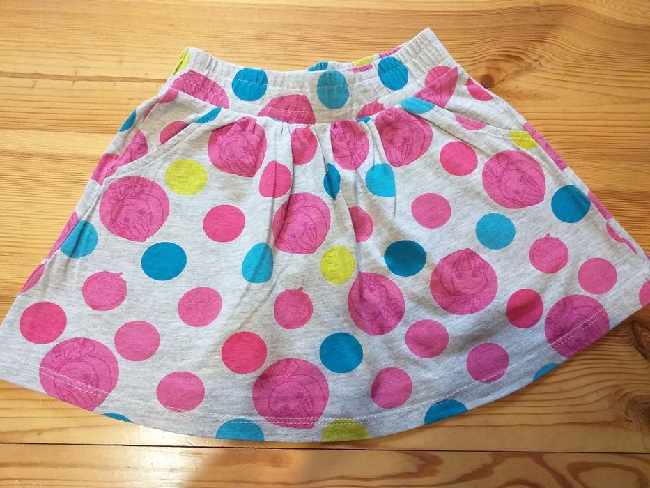 Zestaw ubrań dla dziewczynki 98-104.