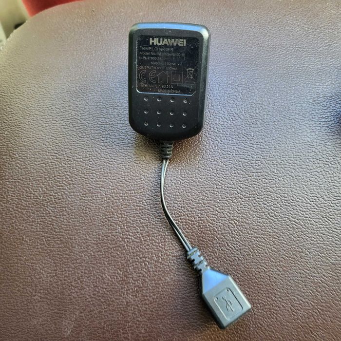 Adaptador USB travel charger Huawei WEU 550m