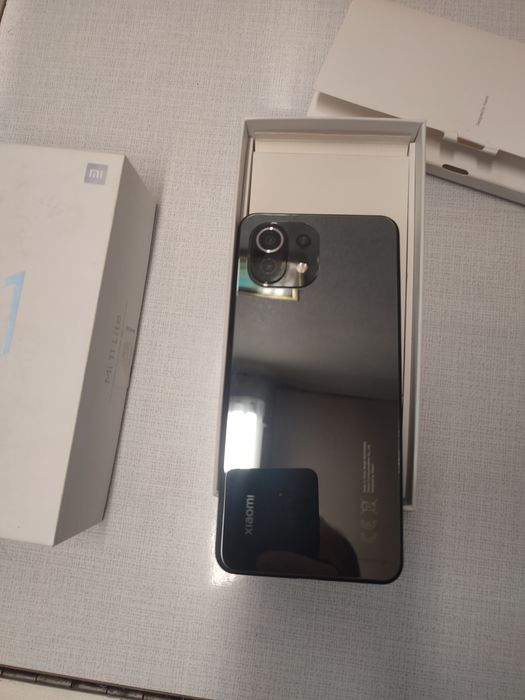 Бу.ксиоми ми 11 лайт.