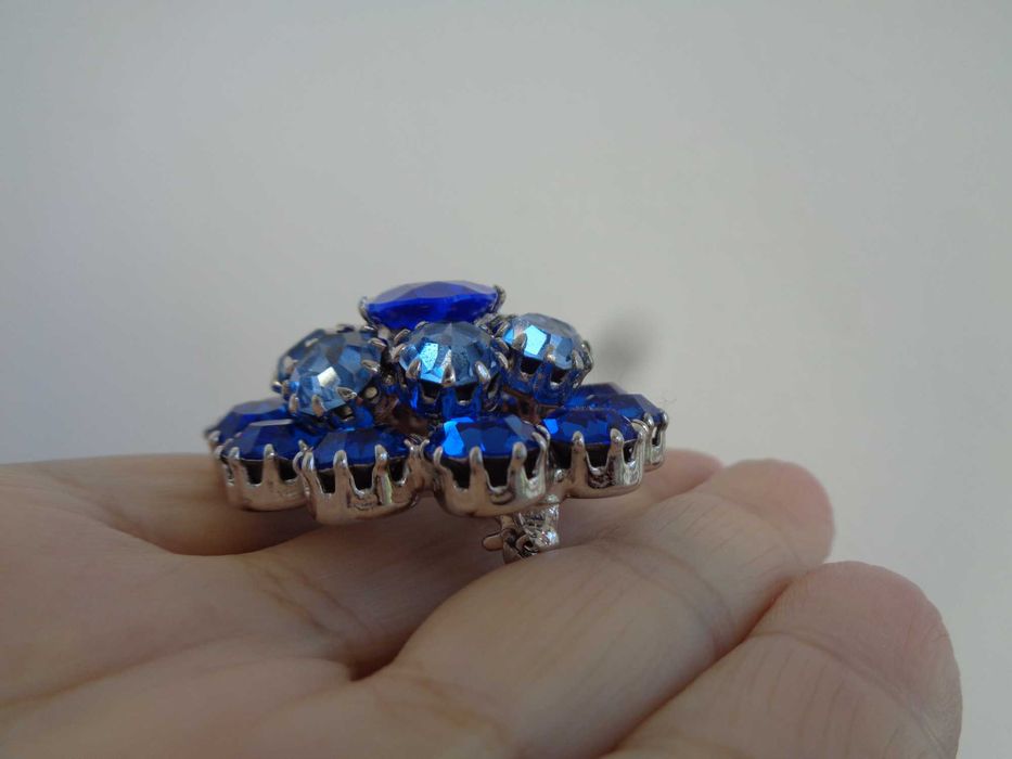 святк брошка 4,5*4*2см вінтаж стан нов