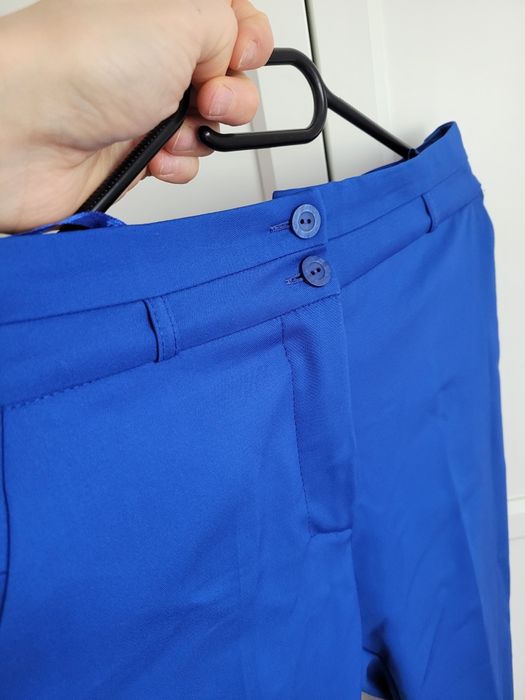 Nowe kobaltowe spodnie cygaretki rozmiar 36