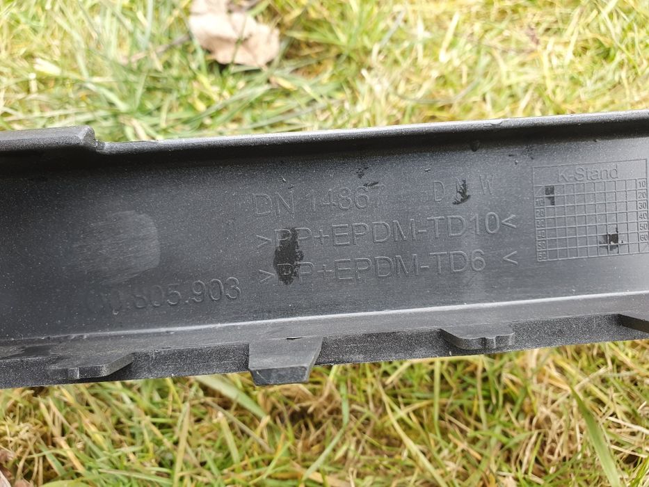 Nowa dokładka zderzaka spoiler przód Volkswagen VW Polo Cross 05-09