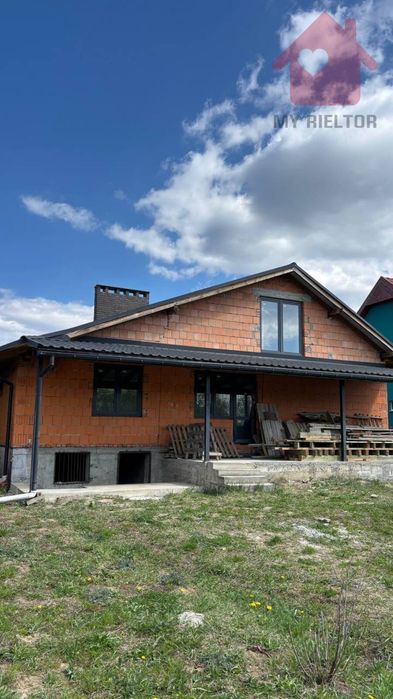 Терміновий продаж американки в мікрорайоні «Східний»
