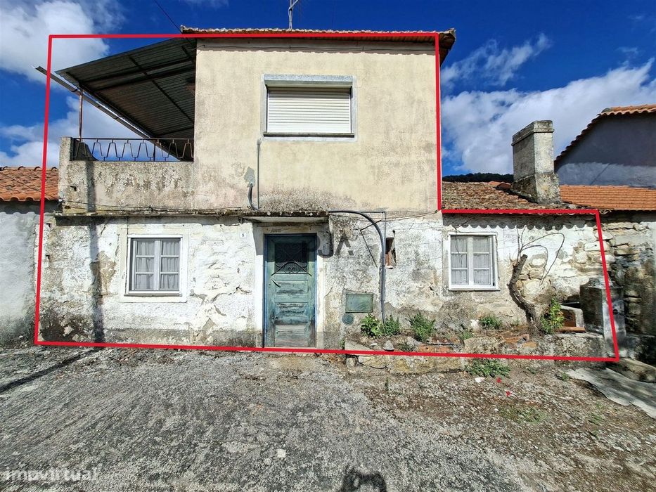 Moradia T2 em Mata, Fornos de Algodres