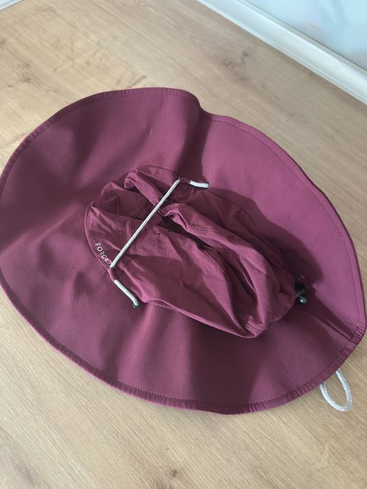 Super bordowy kapelusz