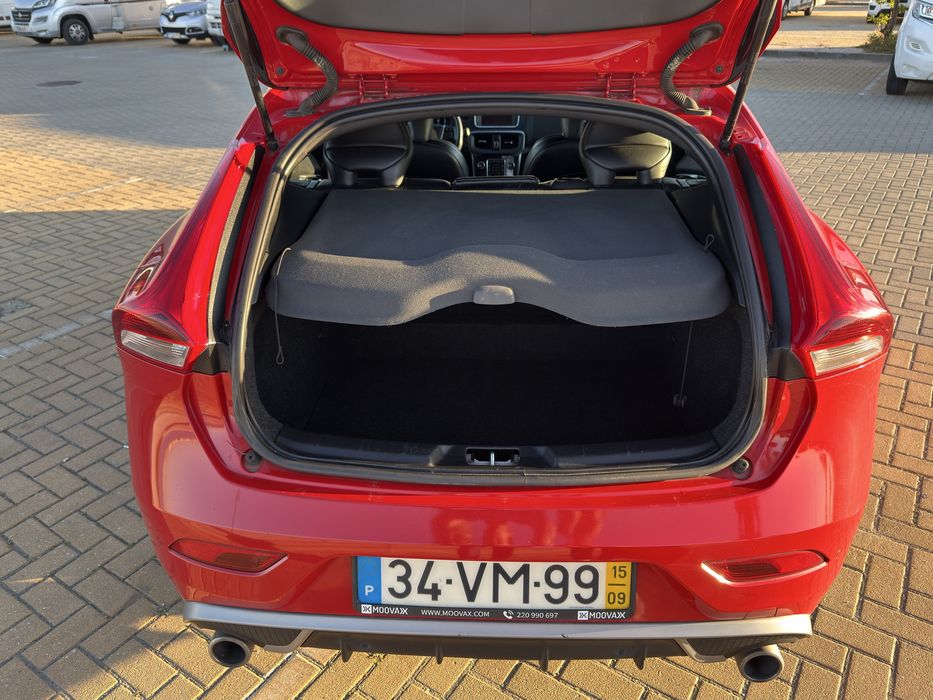 Volvo V40 R-Design Ano 2015 Kit Embreagem Mudada Aceito Retoma