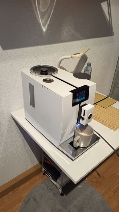 Кавомашина з Європи Jura Ena8 сенсорний екран топ стан! Компактні розм