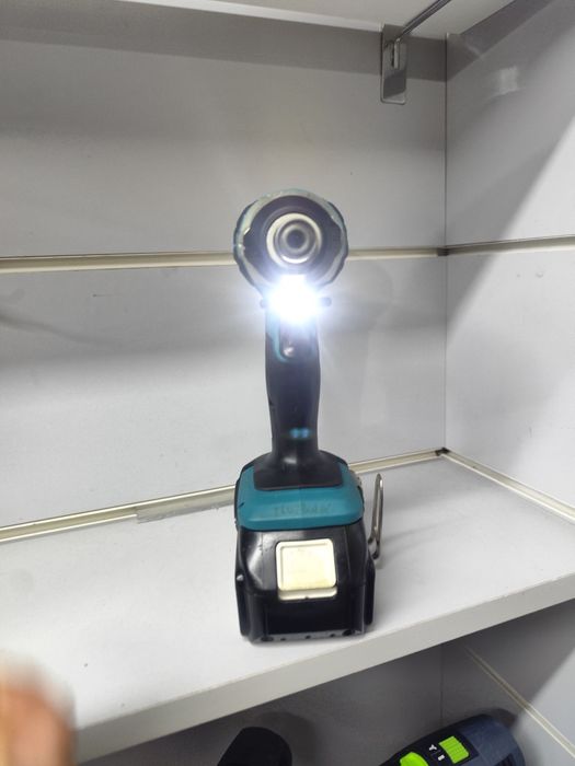 Makita DTD 152 імпакт Макіта оригінал ударний шуруповерт