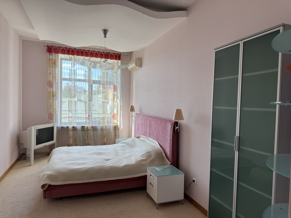 ‼️БЕЗ КОМИССИИ‼️ 3-комнатная квартира на Азарова, Отрада