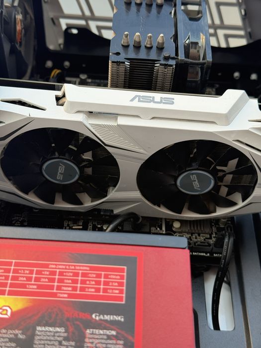 Pc gaming Entrada/ Trabalho