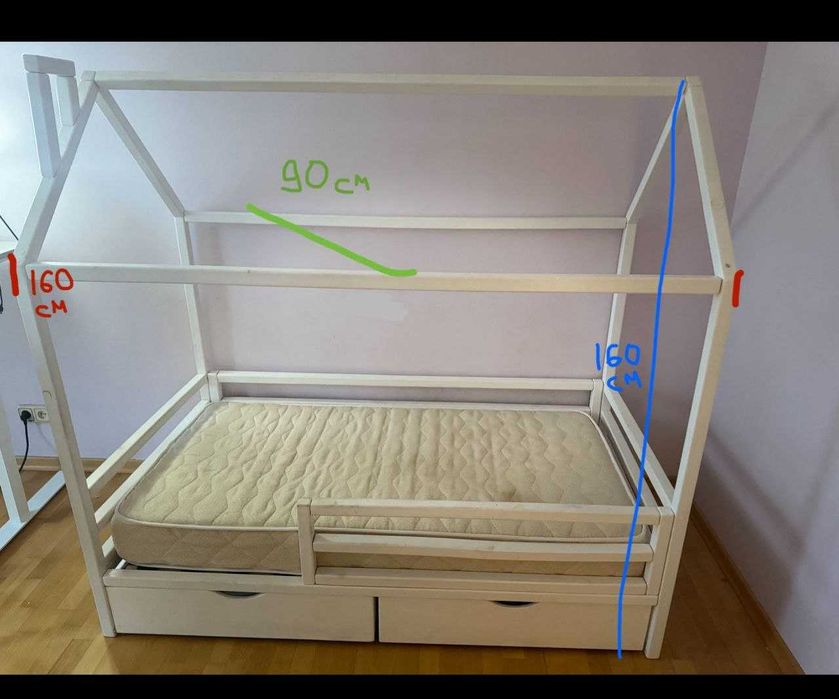 Продам дитяче якісне ліжко - будинок