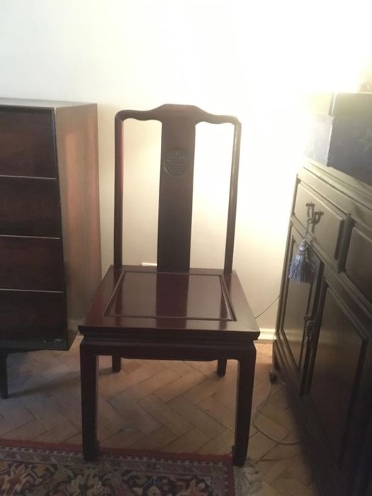 6 Cadeiras e mesa extencivel em Pau Rosa