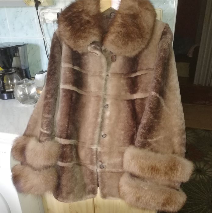 Полушубок натуральне хутро