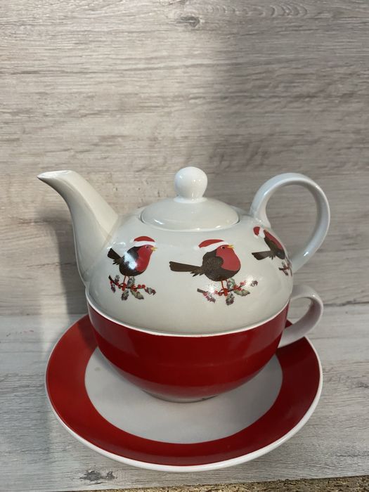 urokliwy zestaw do serwowania herbaty