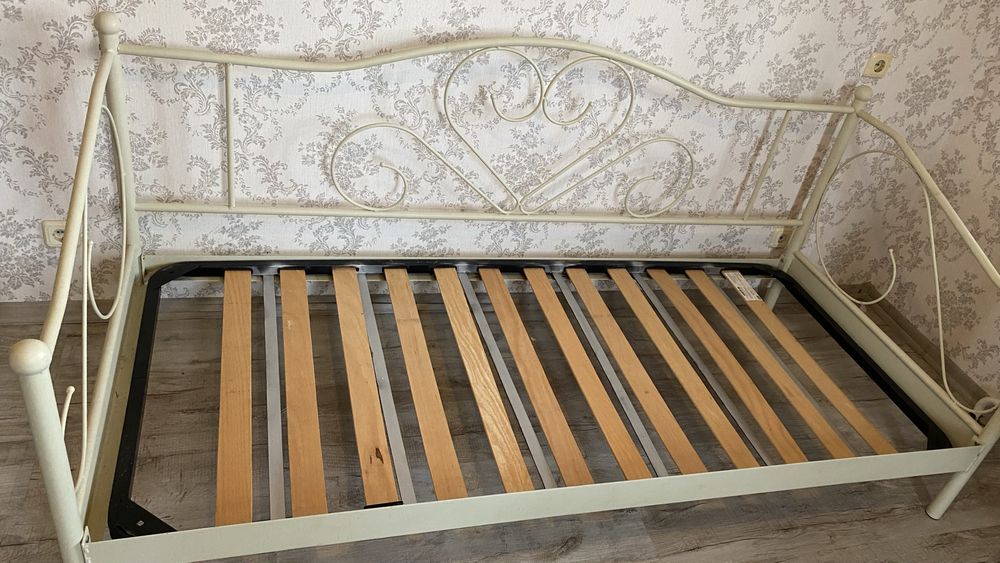 Кровать металическая, Самовывоз