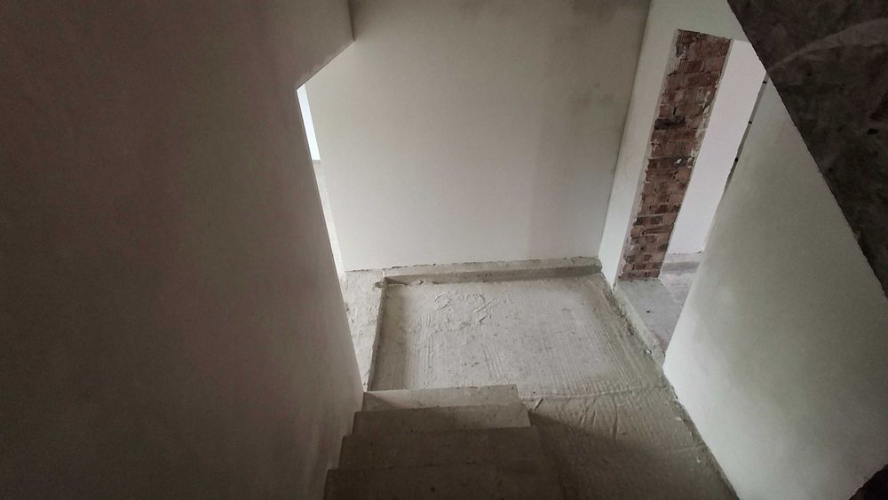 Продаж дуплекс, будинок, півособняк 130м2; 2,5сот. Драгомирчани, місто