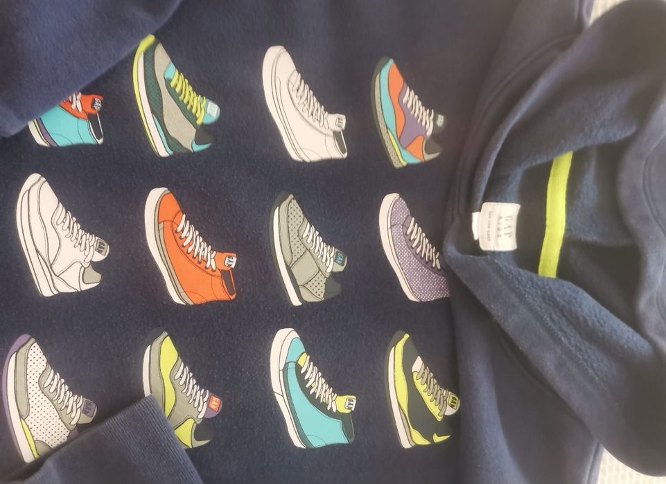 Camisola com carapuço GAP 10 anos