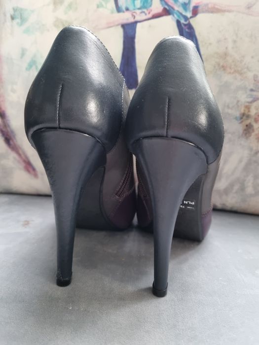 Skórzane buty Bata r. 36