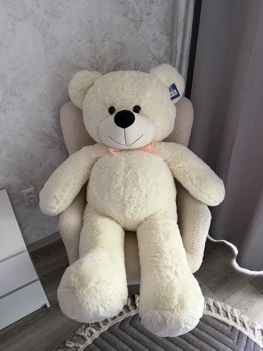 Продам нову мʼягку іграшку ведмежа молочне