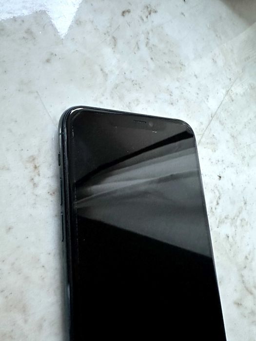iphone 11 pro max 64GB