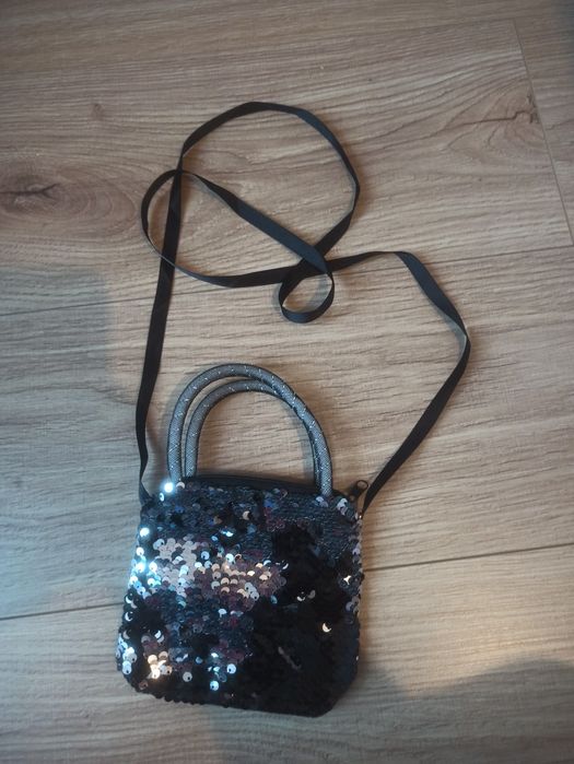 Paka ubranek 128-140