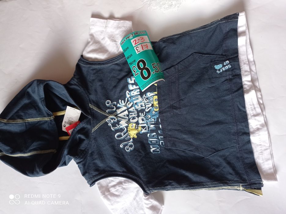 Next nowy komplet koszulka i kamizelka rozmiar 98 cm