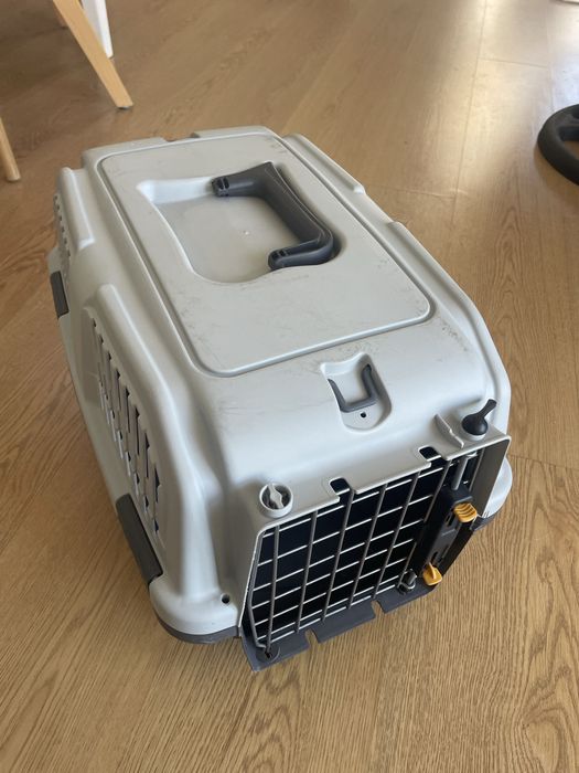Caixa para transporte de pequenos animais