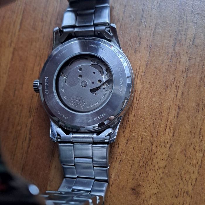 Годинник Citizen