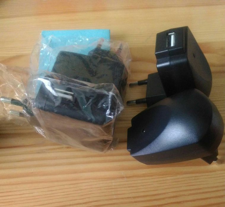 Adapter Ładowarka USB 5V 1000mA-1A lub 5V 500mA z kontrolką led