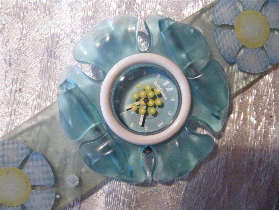 Детские часы в виде цветка мальвы, кварцевые, новые