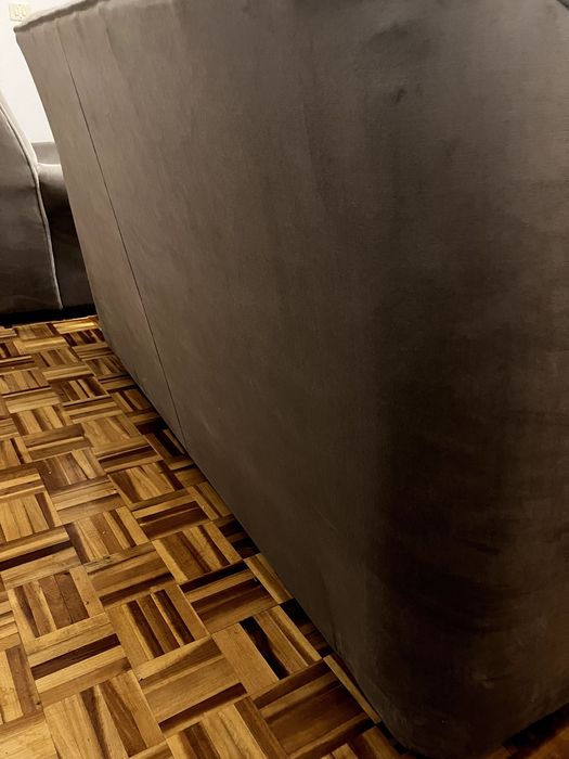 Sofá de 3 lugares + poltrona — Estofados há 2 anos, como novos