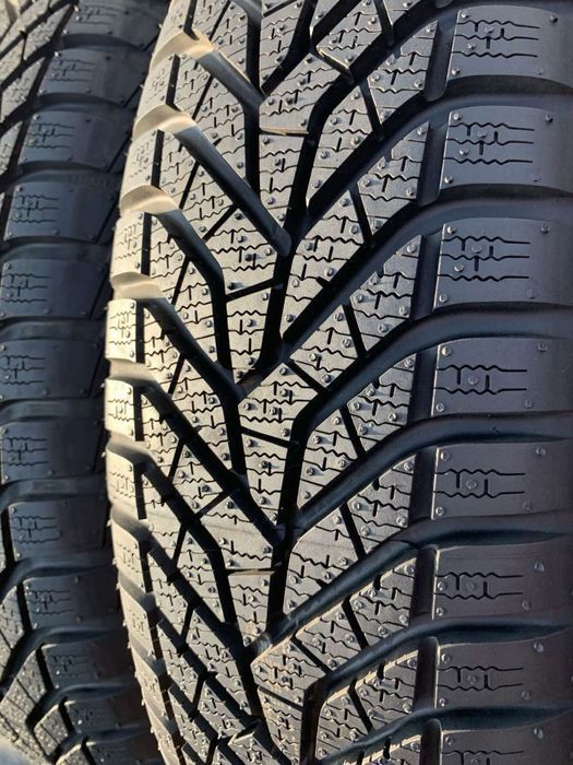 Шини нові 205/80 R16 Yokohama зима 2022  рік