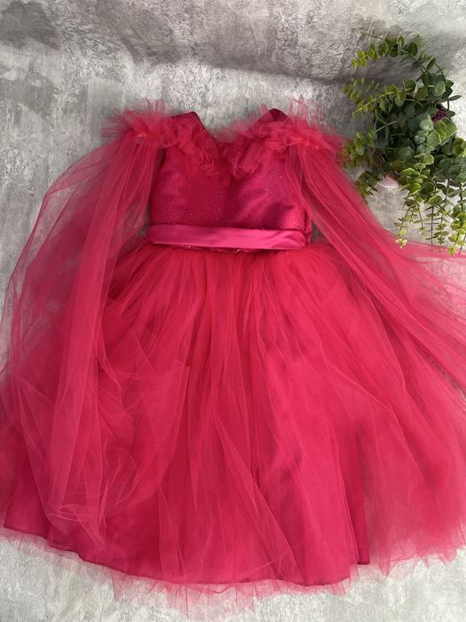 Святкова сукня для дівчинки, прокат суконь для дівчинки