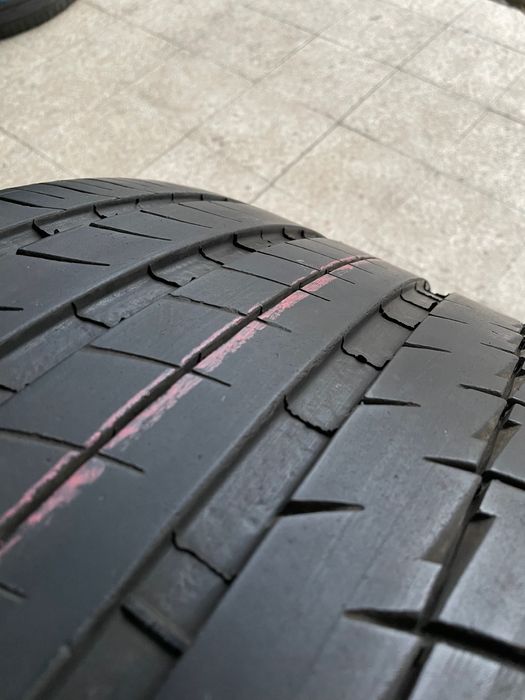 Vende-se pneus semi novos. Desde jante 13 até jante 22.