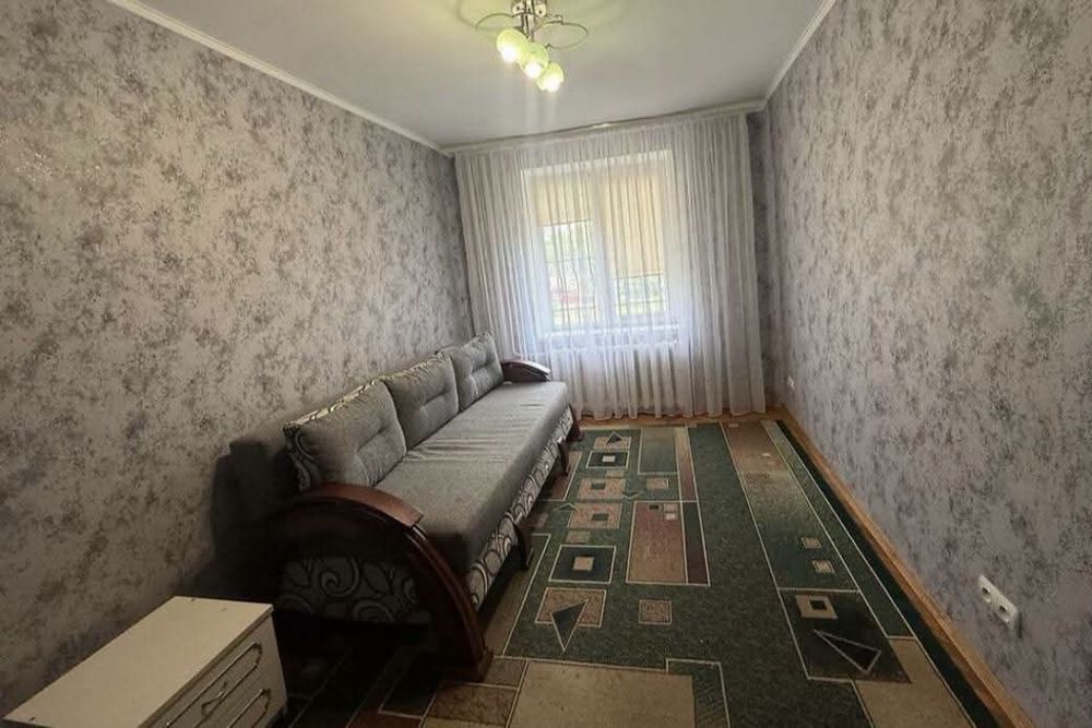 Продам двокімнатну квартиру у м.Шептицький