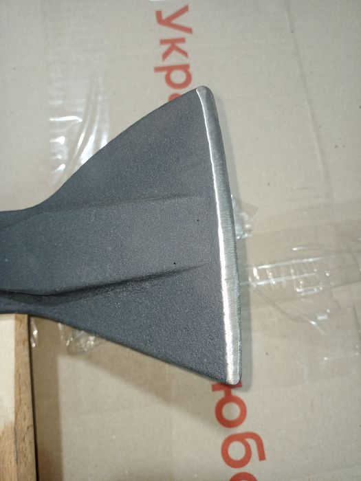 Топор колун весом 2,6 кг, сокира колун вагою 2, 6 кілограма