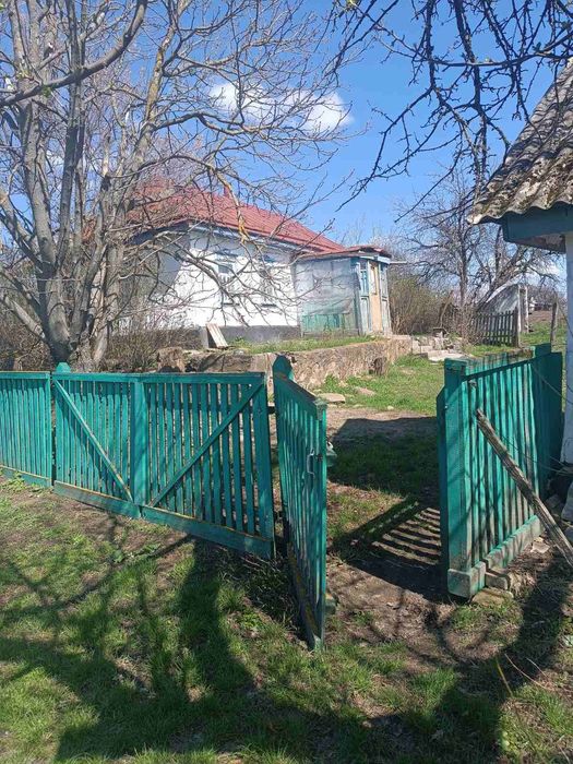 Продається  хата