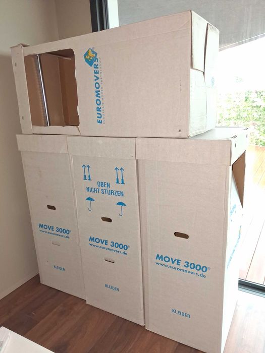 4 x caixa de guarda roupa 137 x 60 x 52 cm (caixa móvel)