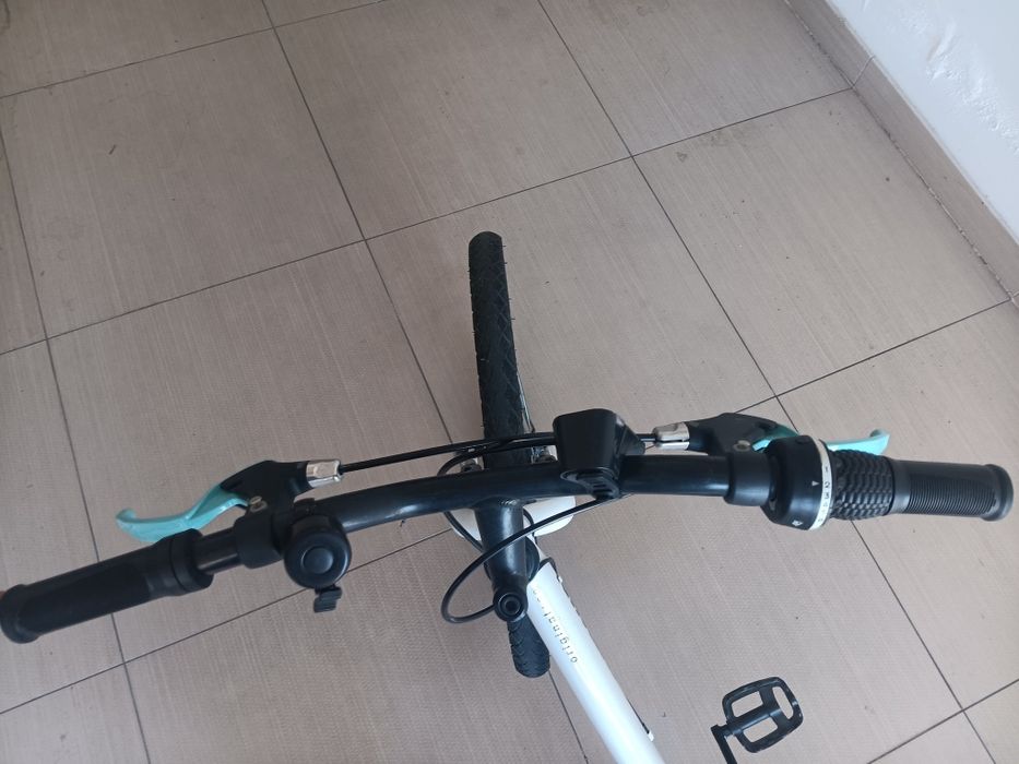 Bicicketa BTWIN roda 24