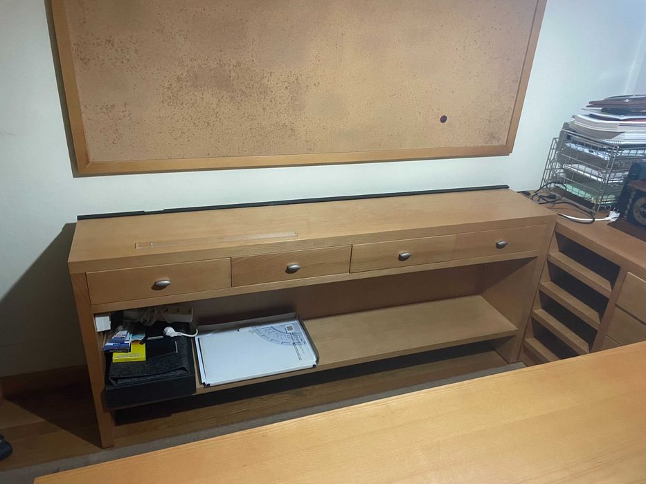 Conjunto de Mobiliário de Escritório Executivo